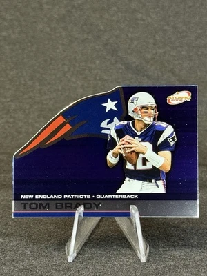 Tom Brady 2002 Pacific Atomic #56 Die-Cut New England Patriots - Image 1 of 2