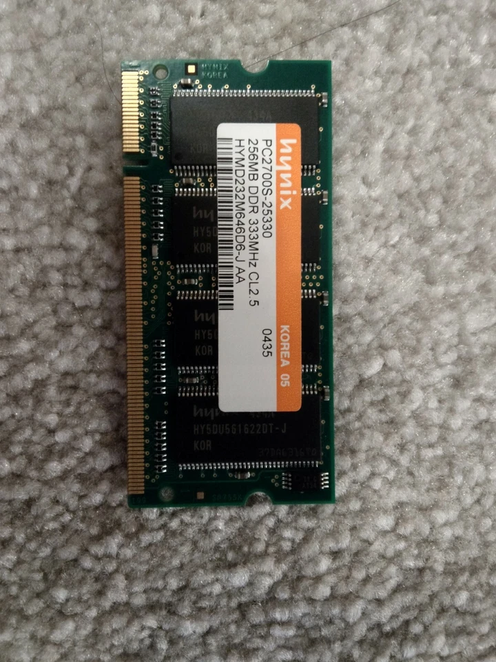 Hynix 256MB 333MHz CL2.5 DDR SODIMM - (HYMD232M646C6-J AA) - Image 1 of 1