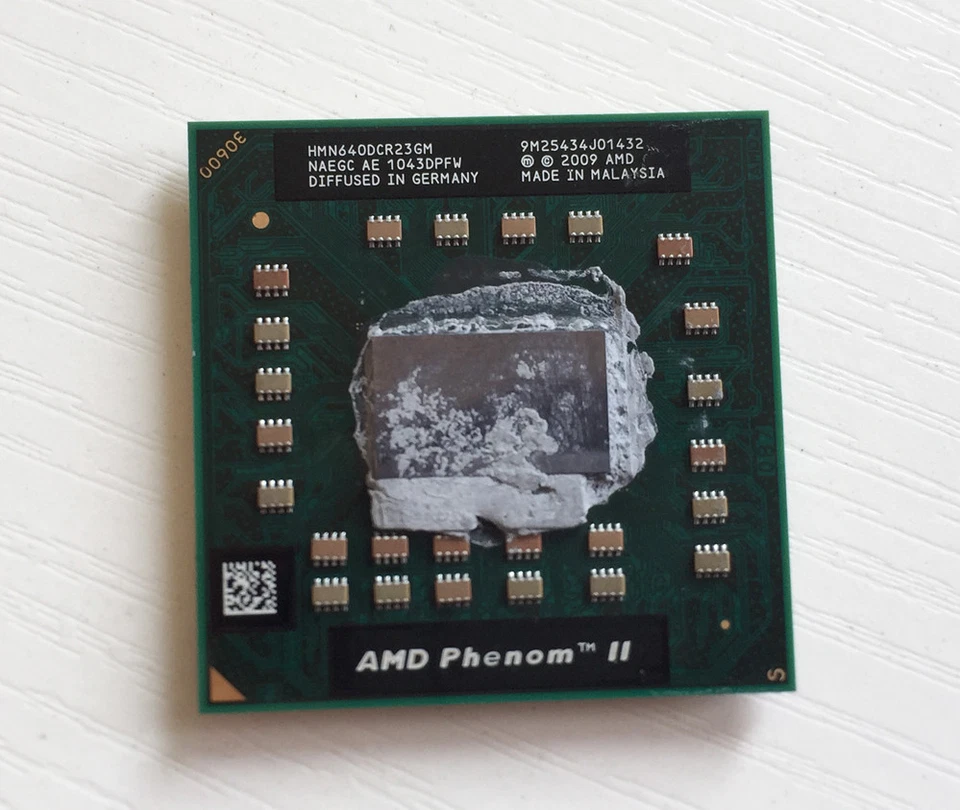 AMD Phenom II Dual-Core N640 HMN640DCR23GM 2.9 GHz Mobile Laptop CPU Socket S1  - Image 1 of 1