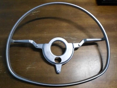 1969 Mercedes-Benz 250 S 4 двери - руль гудок кольцо - Изображение 1 из 4