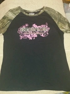 Woman's large 12-14 Break Up infinity Mossy Oak black pink camo t-shirt - Picture 1 of 5