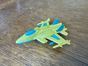 Vintage Airplane Layered Yellow Blue Plastic - Imagen 1 de 3
