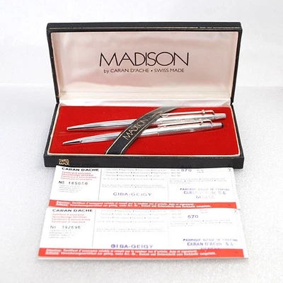 Lápiz mecánico bolígrafo giratorio placa plateada Caran D'Ache Madison  Foto 1 de 4