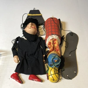 Marionetas de Colección (2) Bruja Cuerda Pato Marioneta Flub A Dub KWZ - Imagen 1 de 14