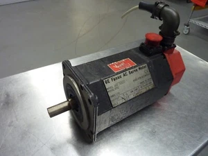 GE FANUC A6/3000 A06B-0128-B575#7008 SERVOMOTOR AC 1.4KW 3000RPM 114V (30450) - Imagen 1 de 7