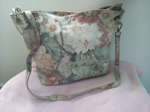 Leather Bag, Tote, Vera Pelle Made In Italy. Floral. Pink, White, Mint. Shoulder