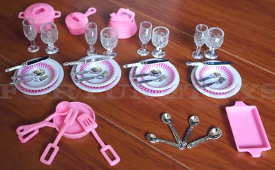 2 GLORIA DOLL HOUSE FURNITURE Utensil Accessories Plates & Bowls SETs (9502-3)