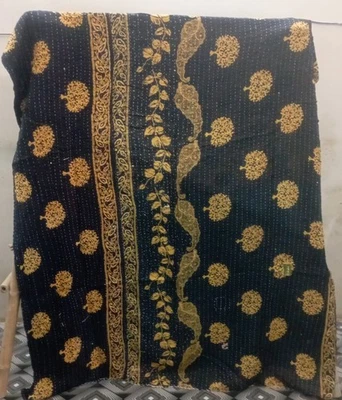 Indian Handmade Quilt Vintage Kantha Bedspread Throw Cotton Blanket Ralli Gudari - Image 1 of 2