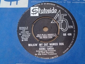 Norma Tanega - Walkin' My Cat Named Dog - Stateside 45 - Imagen 1 de 2