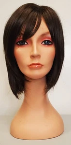 Parrucca sintetica Alva 1715 Rene of Paris colore Deep Smoky Brown nuova con etichetta da esposizione - Foto 1 di 6