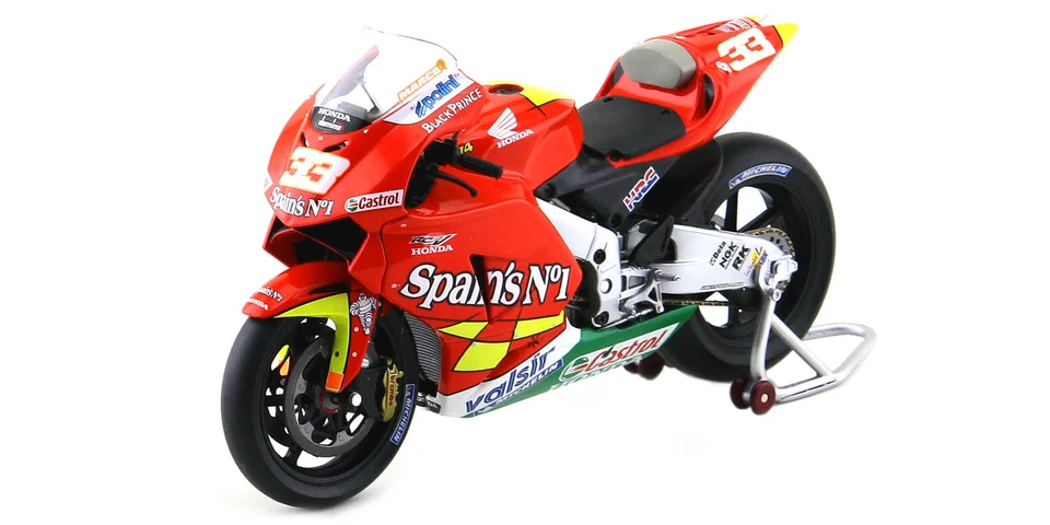 Minichamps 1:12 HONDA RC211V MARCO MELANDRI MOTOGP 2006 - 122061033 - Immagine 1 di 1