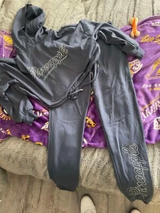 Clothes - Picture 1 of 1