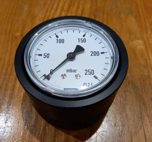 WIKA Pressure Gauge CL2.5 0-250 Millibar - Picture 1 of 3