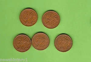 #C14. FIVE SCARCE 1969 AUSTRALIAN TWO CENT COINS - Picture 1 of 2