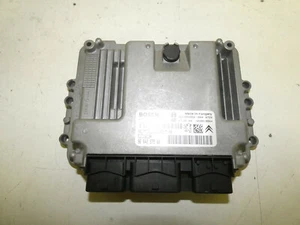 Centralina motore Peugeot 407 SW station wagon anno 2007 1.6 HDI 80 KW 9664257580 - Foto 1 di 1