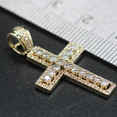 Helzberg Oro NATURAL Diamante Crucifijo Cruz Colgante Dije Collar Religioso Foto 1 de 4