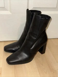 Aldo Women’s Black Leather Ankle Boots 11 - Picture 1 of 7