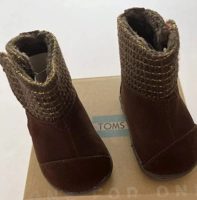 Bota de Bebé Toms Gamuza Metálica Nepal Talla 5 ¡¡Nueva!!️ Foto 1 de 4