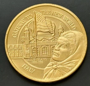 Gateway to The New World Italy Ellis Island Aluminum Medal Token - Picture 1 of 2