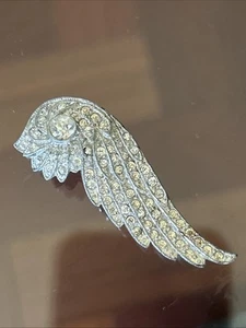 VINTAGE ART DECO KLAR STRASS ENGELSFLÜGEL FORM SILBER POTMETAL KLEID CLIP 2" - Bild 1 von 13