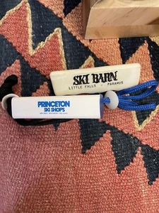 Vintage Skischuh Totes (2) aus den 80er Jahren SKI BARN & PRINCETON SKI SHOP - Bild 1 von 1