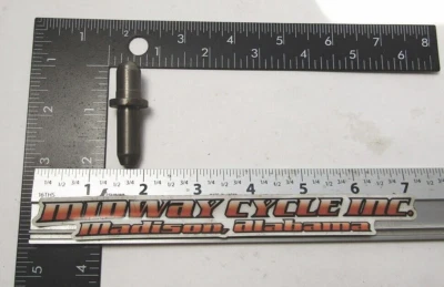 HONDA CB100 NEW OEM VALVE GUIDE 12021-107-310 CB CL 100 CB125 SL125 CL125 lm - Image 1 of 4