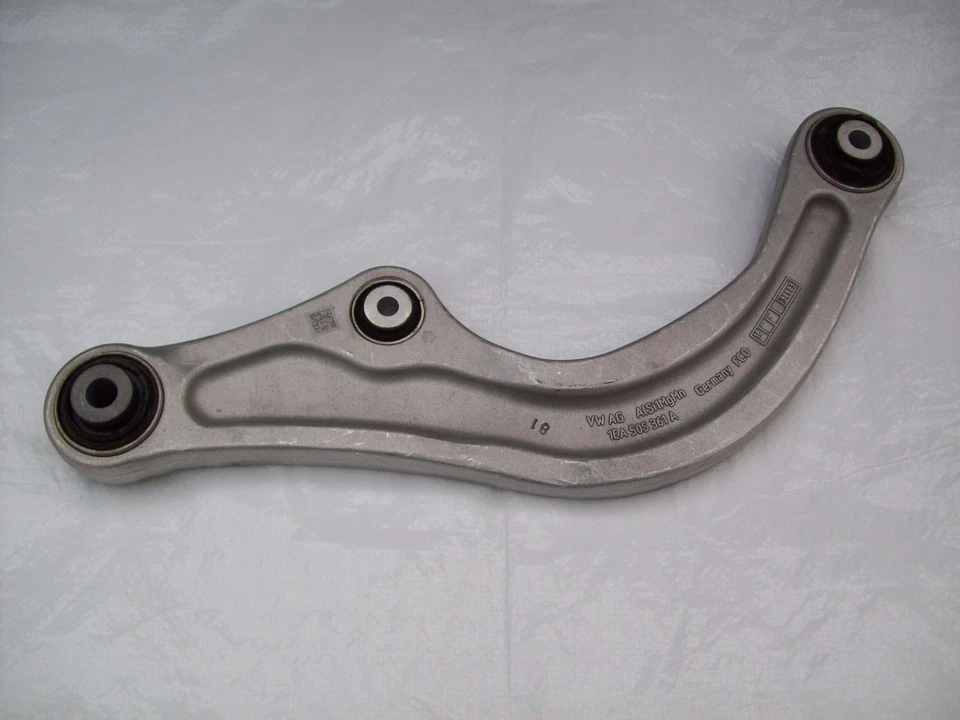 VW ID.4 ID.5 E2 Control Arm Genuine Rear 1EA505397B 2021 onward - Image 1 of 3
