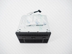 882097-B21 (NR) HPE DL385 Gen10 Universal Media Bay.NEW RETAIL | NEW - Afbeelding 1 van 1