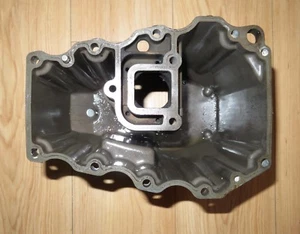 2000 2001 25 30 40 50 hp Yamaha 4 stroke Outboard Oil Pan - Picture 1 of 6