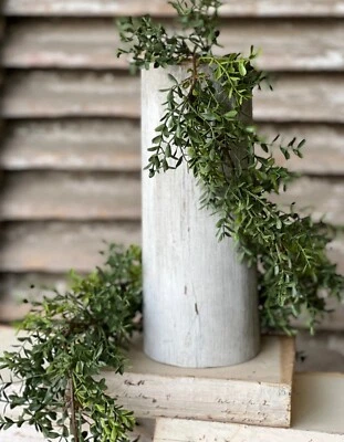 Guirnalda de boj de Nueva Inglaterra 6' Foto 1 de 2