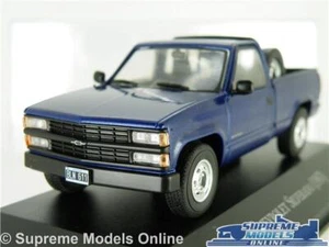 CHEVROLET SILVERADO MODEL PICK UP TRUCK 1997 BLUE 1:43 IXO CLASSIC + CASE K8 - Picture 1 of 4