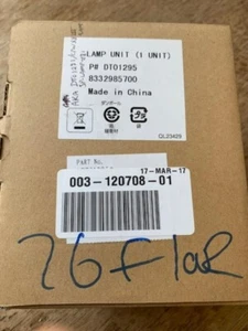 NEW Genuine OEM Hitachi DT01295 , DT01291 , CPWX8255LAMP Projector Lamp , Bulb ! - Picture 1 of 8