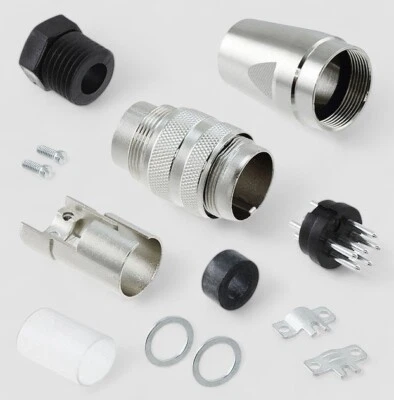 AMPHENOL MALE CIRCULAR CONNECTOR PLUG, 6 POSITION SOLDER CUP - Image 1 of 4