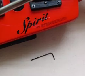 Steinberger GT-Pro Gitarre Sechskant-Inbusschlüssel einstellen Gitarrenersatzteil - Bild 1 von 3