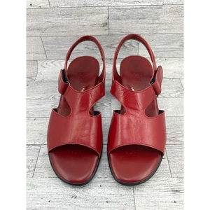 SAS San Antonio Shoemakers Red Leather Tripad Comfort Sandals Women's Size 8 M - Picture 1 of 13
