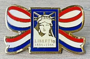 Vintage 1982 Patriotic Bow USA Freiheitsstatue Centennial New York Anstecknadel - Bild 1 von 6