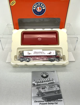 Lionel 6-29809 Christmas Dump Car with Presents Load O Gauge New - Image 1 of 4