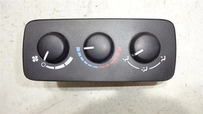 Rear Temperature Control Fits 06-10 COMMANDER 664125 - Image 1 of 4