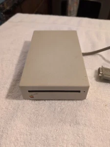 Apple Macintosh 800K 3.5" External Floppy Drive M0131 Vintage - Photo 1/6