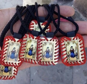 Escapulario santo nino de atocha Eccellente Regalo Para Alguien Muy Especial - Foto 1 di 1