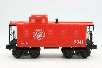 Lionel Atlantic Coast Line O Gauge Postwar #9341 Caboose 1:48 Scale Red - Image 1 of 4