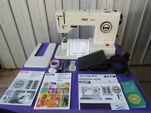 PFAFF 1222E Sewing Machine Zig-Zag, Button Hole, w/Case Vintage - Bild 1 von 13