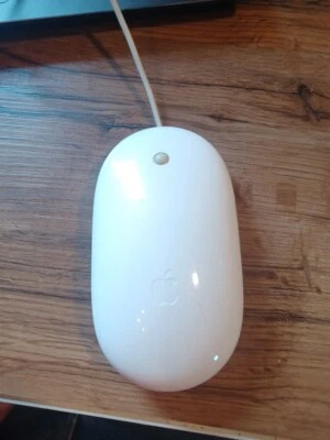 Genuine OEM Apple A1152 Wired Optical Mouse - White - Image 1 of 2