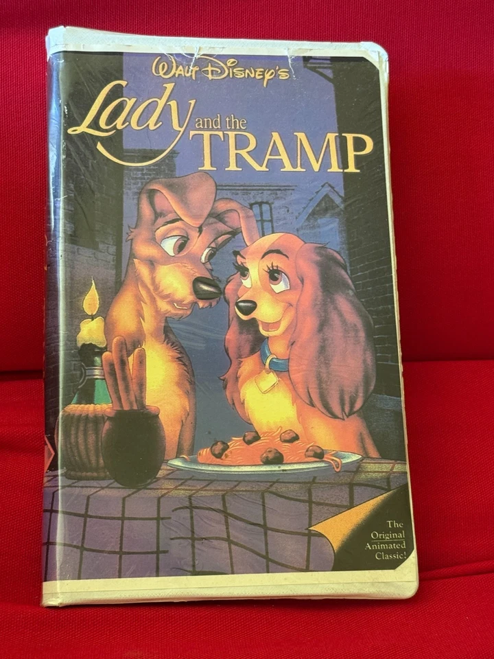 Walt Disney Lady and the Tramp VHS 1987 Clamshell Case Buy 2 Get 2 Free - Image 1 of 1