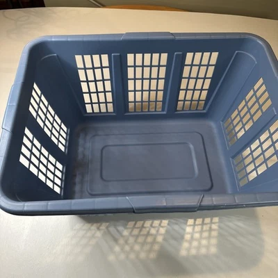 Vtg Rubbermaid Laundry Basket 2965 Blue Hamper Rectangular Plastic No Tear - Image 1 of 4