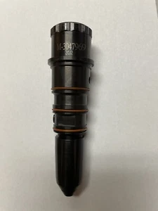 3047969 CUMMINS FUEL INJECTOR 3047969 - Bild 1 von 3