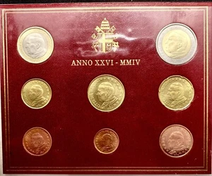 2004 VATICAN CITY 8-Coins POPE JOHN PAUL II SET  Box/Chest from 1c to 2 Euro Exc - Picture 1 of 7