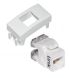 PRESA RETE DATI (PORTAFRUTTO+FRUTTO)KEYSTONE UTP CAT 6 LEGRAND VELA BIANCO - Foto 1 di 6