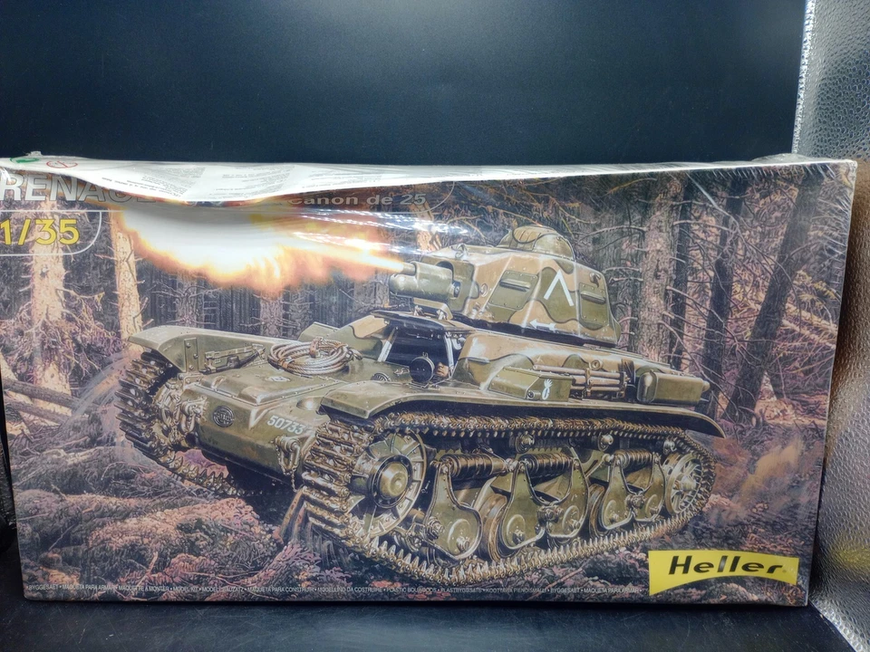 HELLER Humbrol Renault R 35 Army Tank Model Kit 81133 1.35 Scale PARTS