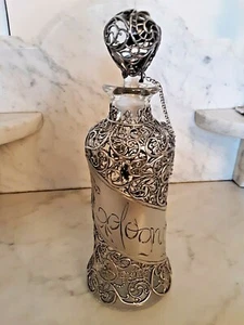 Viktorianischer Ormolu Parfum Flakon mit verziertem filigranem Sterlingsilber-Overlay - Bild 1 von 5